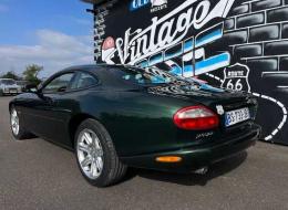 Jaguar XK8 coupe