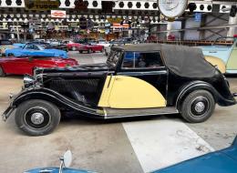 Brough Superior avec 6 cyl. Hudson bloc-moteur