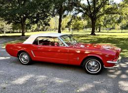 Ford Mustang V8 Cabriolet