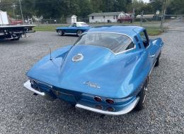 Chevrolet Corvette C2 Coupé