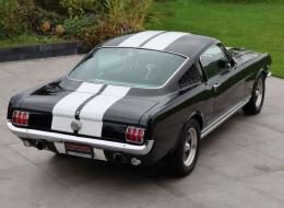 Ford Mustang V8 Fastback