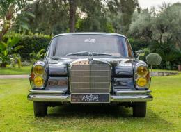 Mercedes-Benz SE 220 Coupé