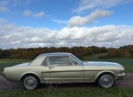 Ford Mustang Coupé code C