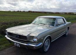 Ford Mustang Coupé code C