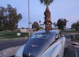 Buick Roadmaster 76S Sedanette