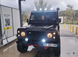 LandRover Defender