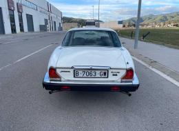 Jaguar Série - XJ 5,3 L - V12 Série III - HE Séverine