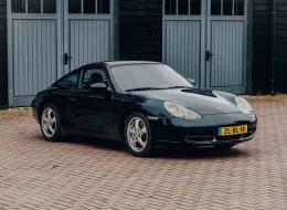 Porsche 996 Carrera 4