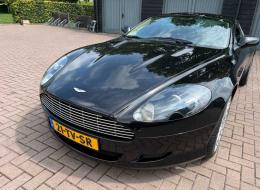 Aston Martin DB 9