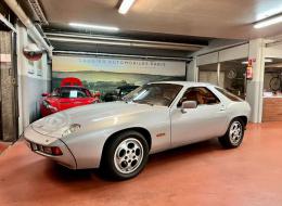 Porsche 928 V8 4.5l 240ch