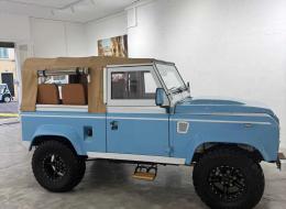 LandRover Defender 90 moteur 300 tdi soft top