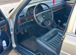 Mercedes-Benz S 280 W126