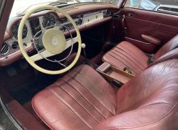 Mercedes-Benz SL 280 Pagode