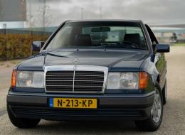 Mercedes-Benz 200 200 CE 16