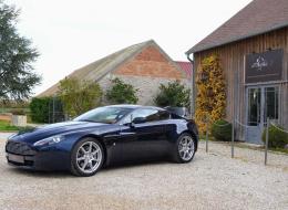 Aston Martin Vantage V8 - Manuelle