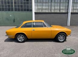 Alfa Roméo Giulia GT 1300 Junior