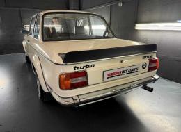BMW 2002 TURBO