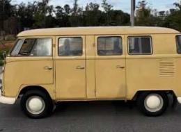 Volkswagen Combi 6 DOORS