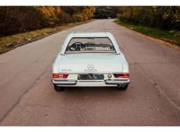 Mercedes-Benz SL 230