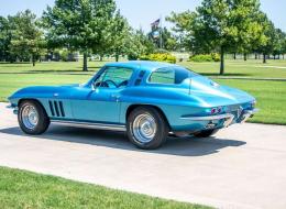 Chevrolet Corvette C2 Coupé