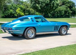 Chevrolet Corvette C2 Coupé