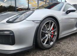 Porsche Cayman 981 GT4