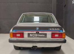 BMW M5 535i E12