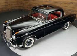 Mercedes-Benz Ponton 220 S