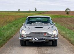 Aston Martin DB 6 Vantage