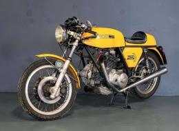 Moto Ducati 750 Sport 