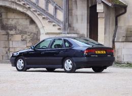 Renault Safrane V6