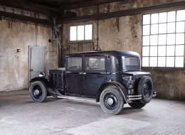 Berliet Type VIL Conduite Intérieure