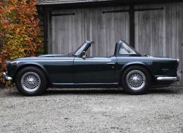 Triumph TR5 PI en état restauré