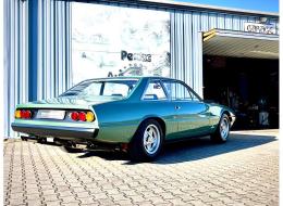 Ferrari 365 GT4 2+2