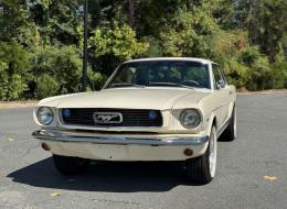 Ford Mustang V8 Coupé