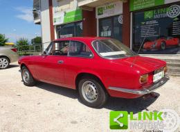 Alfa Roméo Giulia GT 1300