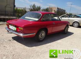Alfa Roméo Giulia GT 1300