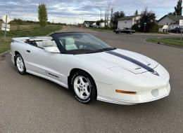 Pontiac Trans Am “25th Anniversary Edition”