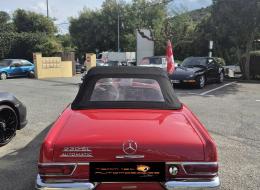 Mercedes-Benz SL 230 Pagode