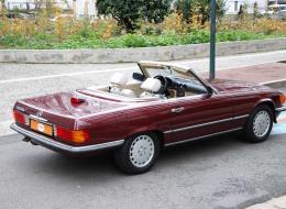 Mercedes-Benz SL 560