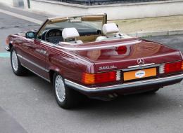 Mercedes-Benz SL 560