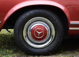 Mercedes-Benz 230 SL Pagode