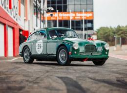 Aston Martin DB 2/4