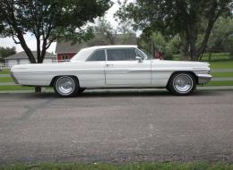 Pontiac Bonneville Coupé