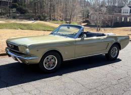 Ford Mustang V8 Cabriolet