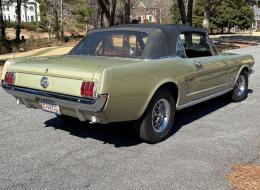 Ford Mustang V8 Cabriolet
