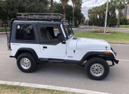 Jeep Wrangler Sport 4x4