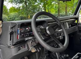 LandRover Defender 90