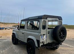 LandRover Defender 90