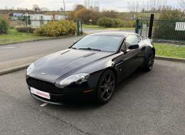 Aston Martin V8 Coupé